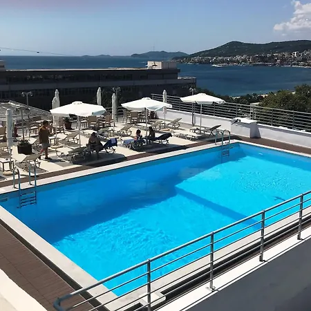 Oceanis Hotel 3*