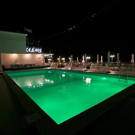 호텔 Oceanis 카발라