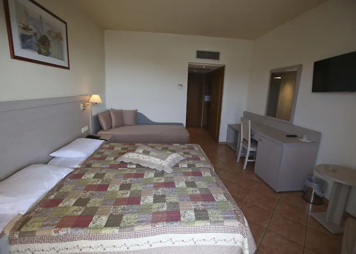 Otel Oceanis 3*